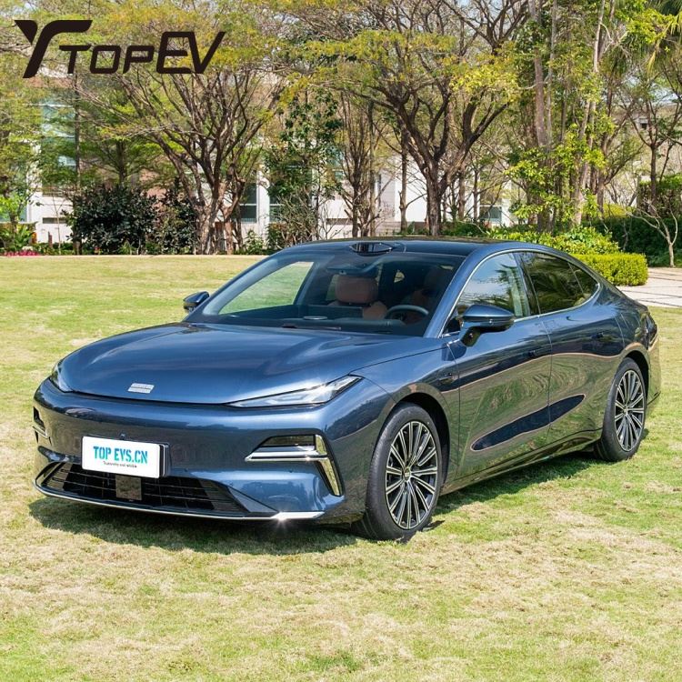 2025 Geely Galaxy Starship 8 EM-P PHEV Sedã