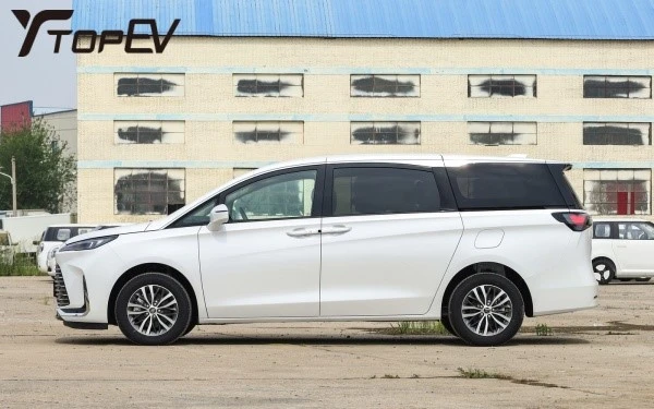 Buick GL8 MPV